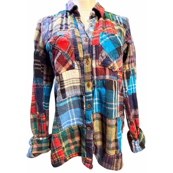 We The Free Lost In Plaid Cropped Patchwork Flannel Shirt Women M Rare Boho - Picture 13 of 13